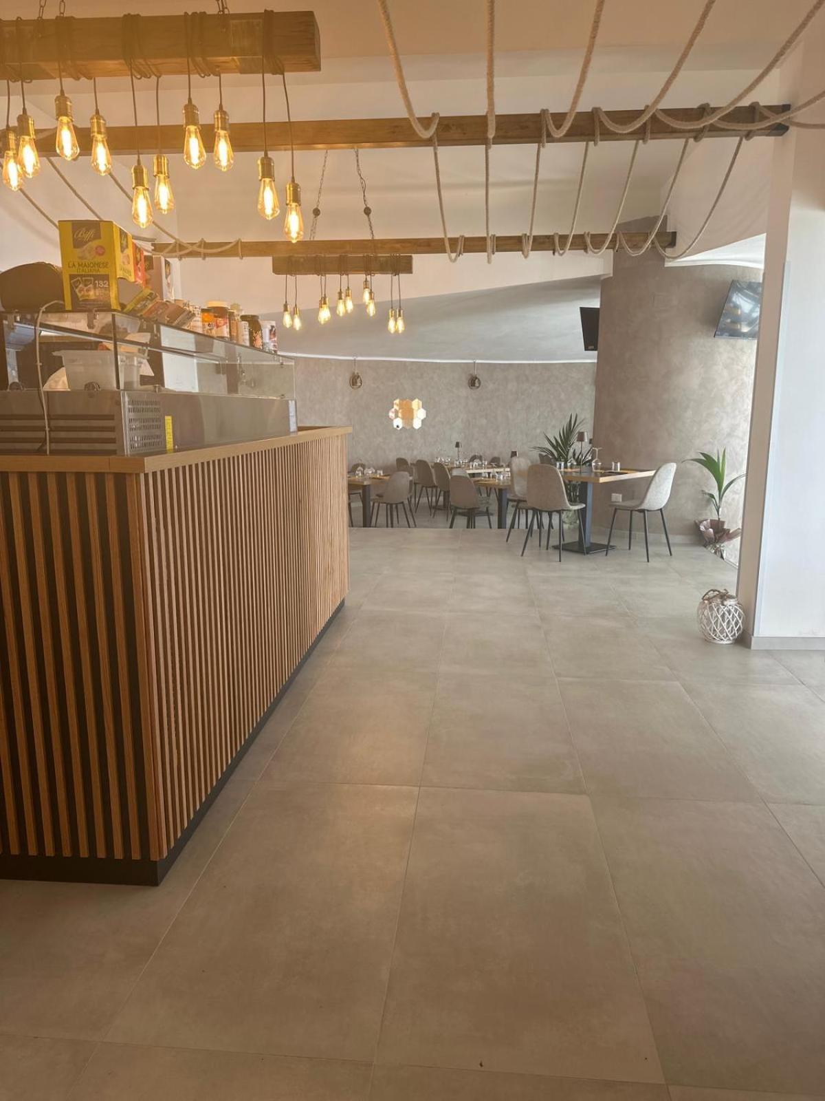Hotel Ristorante Mareblu Amantea Exteriör bild