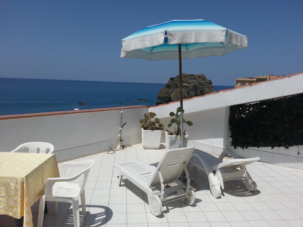 Hotel Ristorante Mareblu Amantea Rum bild